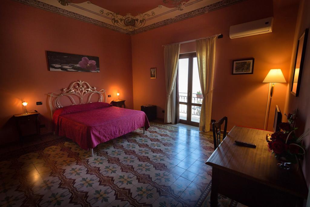 Caltabellotta Bed And Breakfast Sotto Le Stelle الغرفة الصورة