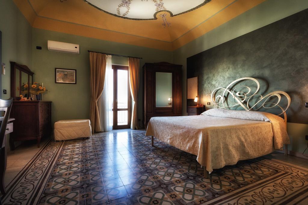 Caltabellotta Bed And Breakfast Sotto Le Stelle الغرفة الصورة